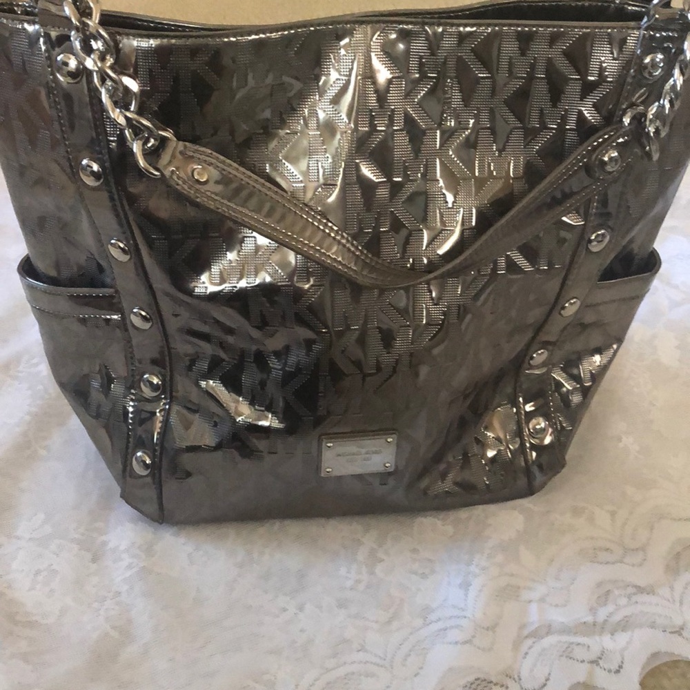 METALLIC SILVER MK Tote